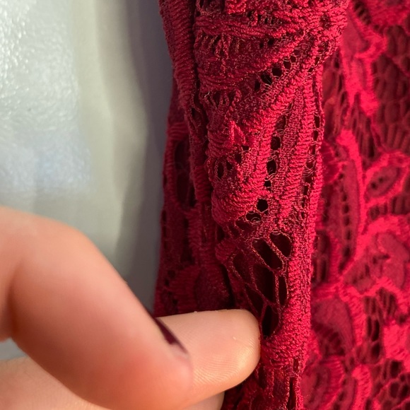 Francesca’s Collections burgundy fit and flare floral lace dress, size M - Picture 4 of 6
